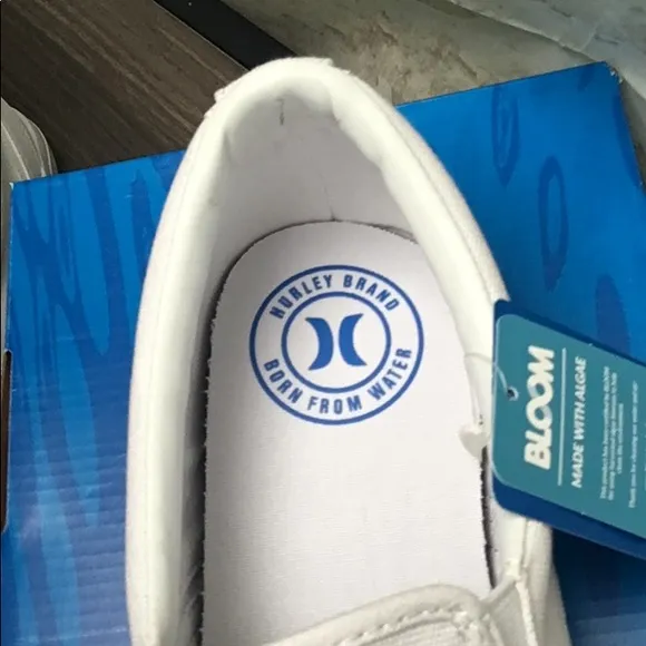 New Hurley Hobart Men’s Timeless Casual Slip-On Crisp White Canvas Sneaker