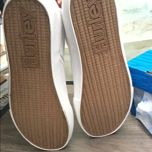 New Hurley Hobart Men’s Timeless Casual Slip-On Crisp White Canvas Sneaker