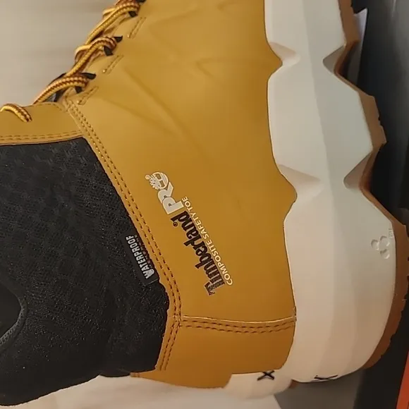 New in box! Timberland Pro Morphix Mens 8 safety toe waterproof boot tan