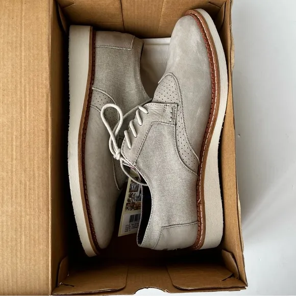 NEW IN BOX Toms Men’s Brogue Leather Shoes in Taupe 8M