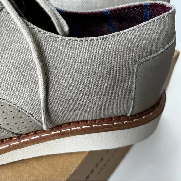 NEW IN BOX Toms Men’s Brogue Leather Shoes in Taupe 8M