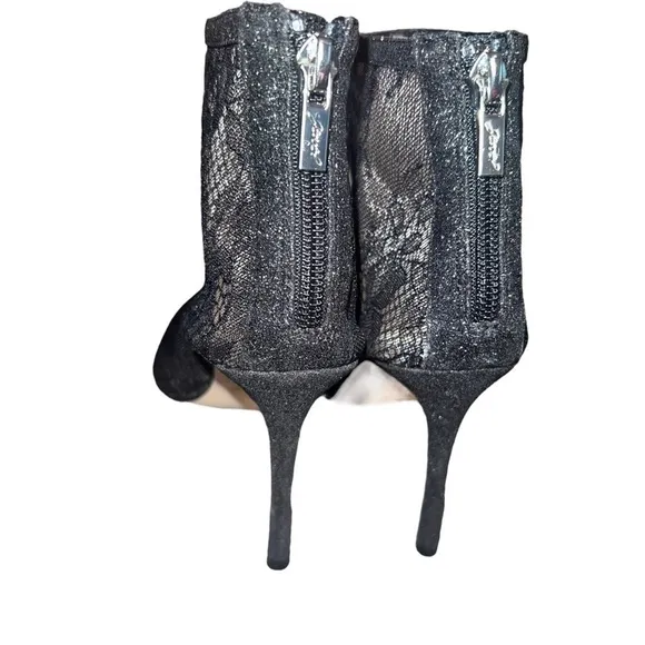 New ▶️ Jewel Badgley Mischka ◀️ Gesina Lace Bootie 6