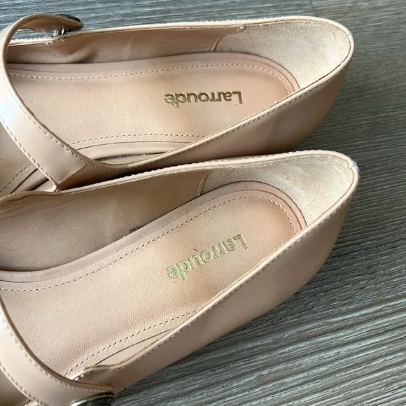 New larroude caroline flats in tan leather
