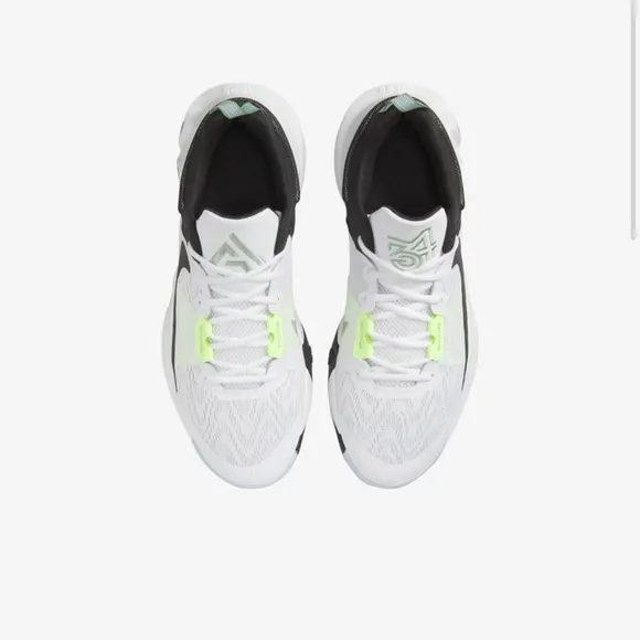 NEW Men’s Nike Athletic Basketball Shoes Giannis Black Green Sneakers‎ Size 12