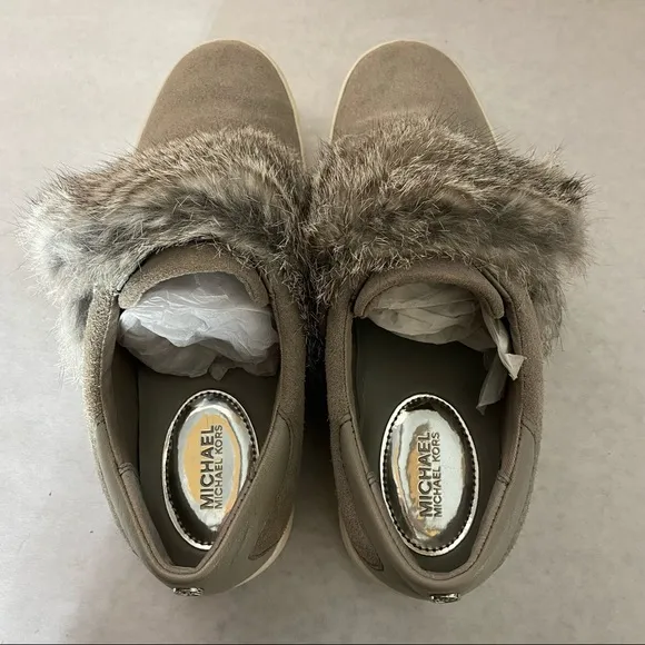 NEW MICHAEL KORS Maven Fur Strap Suede Sneakers Grey 6M