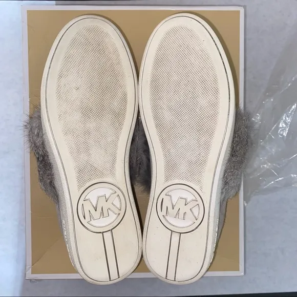 NEW MICHAEL KORS Maven Fur Strap Suede Sneakers Grey 6M