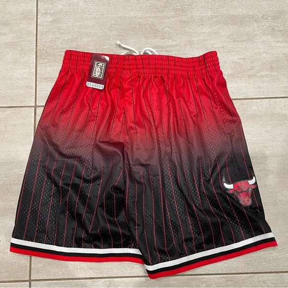 NEW MITCHELL &amp; NESS NBA FADEAWAY SWINGMAN SHORTS CHICAGO BULLS SIZE XL