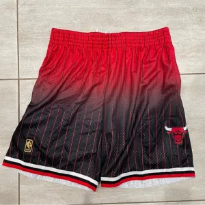 NEW MITCHELL &amp; NESS NBA FADEAWAY SWINGMAN SHORTS CHICAGO BULLS SIZE XL