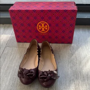 NEW NIB Tory Burch Women's Burgundy Ballet Flats size 6.5 Blossom Ballet Classic