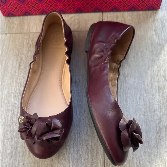 NEW NIB Tory Burch Women's Burgundy Ballet Flats size 6.5 Blossom Ballet Classic