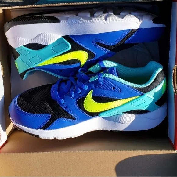 New Nike Ld Victory Shoes (Gs) Big Kids Size 5y