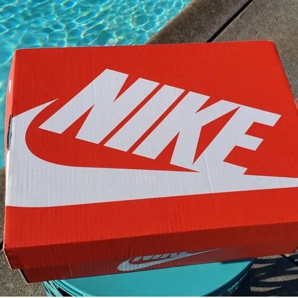 New Nike Ld Victory Shoes (Gs) Big Kids Size 5y