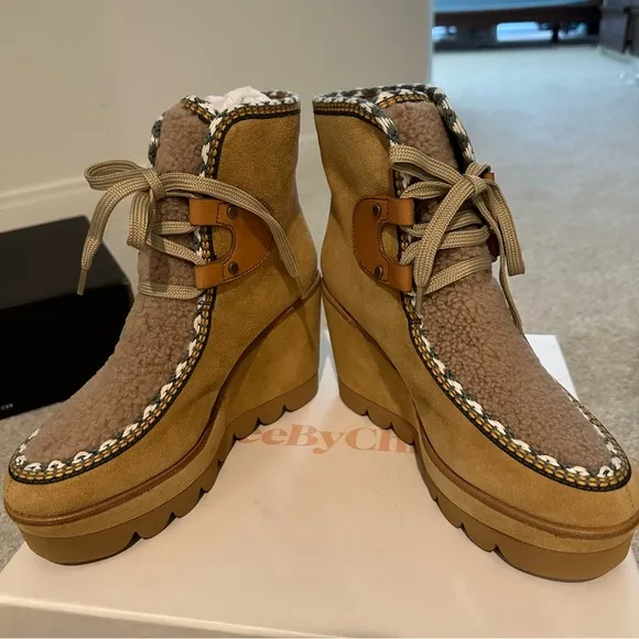 NEW SEE BY CHLOE SUEDE AND SHEARLING BOOT