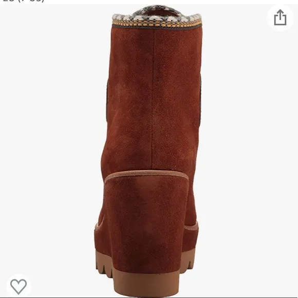 NEW SEE BY CHLOE SUEDE AND SHEARLING BOOT