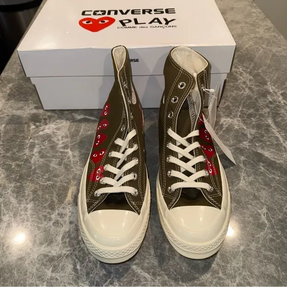 New Size 8 COMME DES GARÇONS PLAY Converse Edition Hearts Chuck 70 High Sneakers