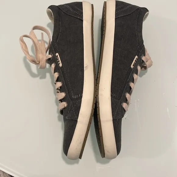 New Taos Footwear Star Sneaker In Washed Charcoal Canvas Size 10