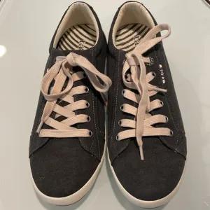 New Taos Footwear Star Sneaker In Washed Charcoal Canvas Size 10