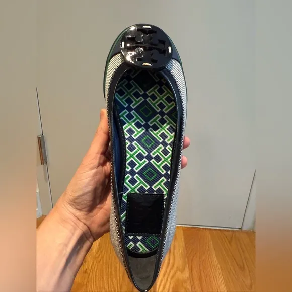 New Tory Burch Channing Sneakers / Flats Navy Blue &amp; Green Patent Size 6.5