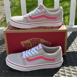 New Vans Kids' Ward Sneakers, Size 13, 2, 3 POP STITCH GRAY/ HONEYSUCKLE