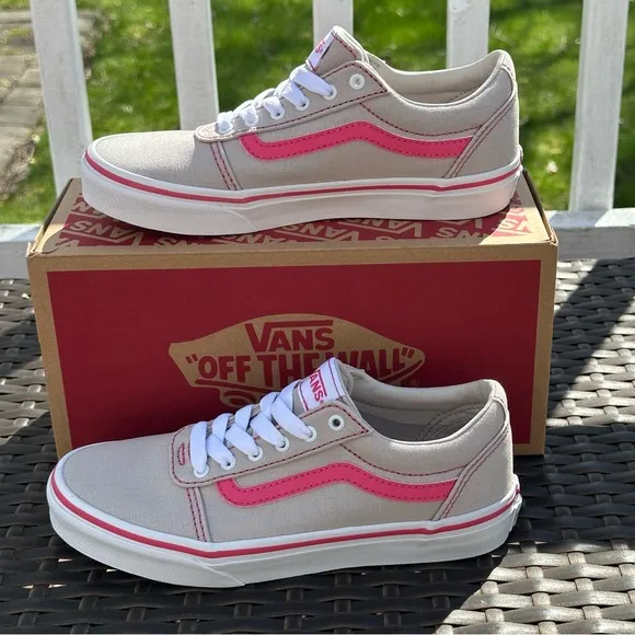New Vans Kids' Ward Sneakers, Size 13, 2, 3 POP STITCH GRAY/ HONEYSUCKLE