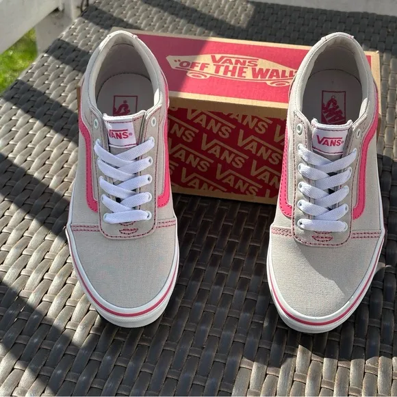 New Vans Kids' Ward Sneakers, Size 13, 2, 3 POP STITCH GRAY/ HONEYSUCKLE