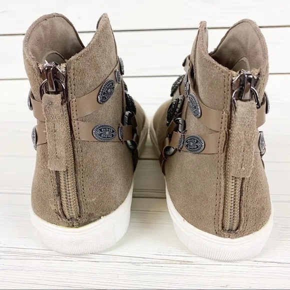 NEW Very Volatile Menloh Taupe Boho Sneakers 7