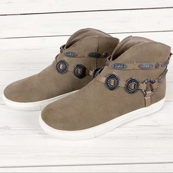 NEW Very Volatile Menloh Taupe Boho Sneakers 7