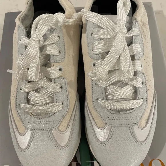 NEW WITH BOX P448 AUDRY SNEAKERS SIZE 36!
