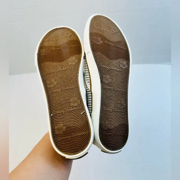 New without box Tommy Bahama Sneakers Women's Striped Canvas Slip On sz8.5