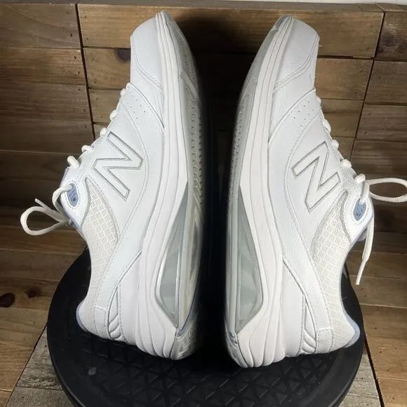 New Balance 928 V3 Womens Size 11.5B Walking Shoes Lace Up Sneakers White