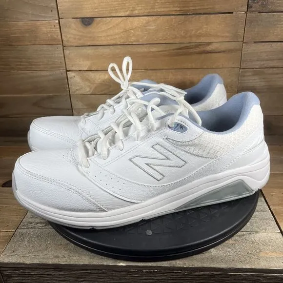 New Balance 928 V3 Womens Size 11.5B Walking Shoes Lace Up Sneakers White