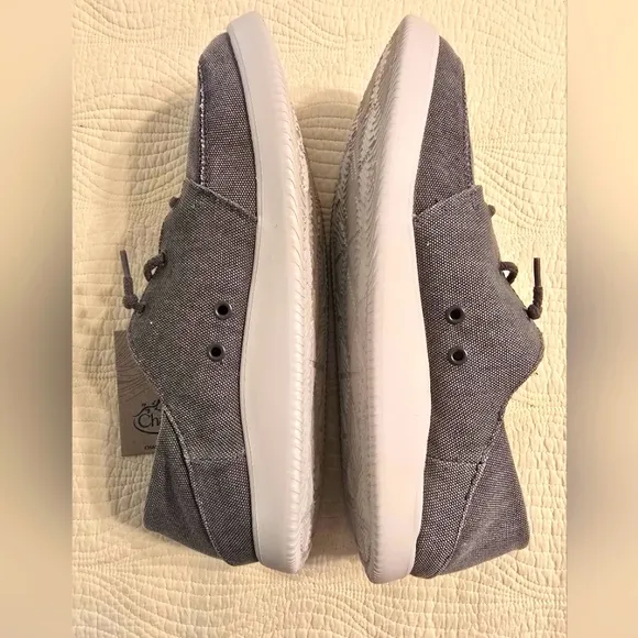 NIB Chaco Men's Chillo Gray Canvas Sneakers