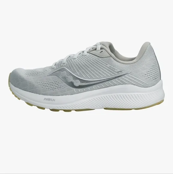 NIB SAUCONY GUIDE 14 WOMENS SNEAKERS