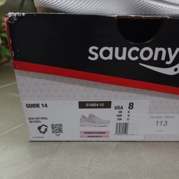 NIB SAUCONY GUIDE 14 WOMENS SNEAKERS