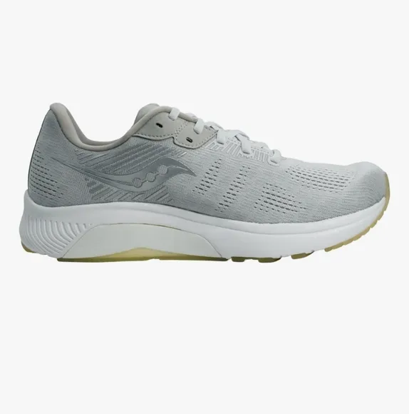 NIB SAUCONY GUIDE 14 WOMENS SNEAKERS