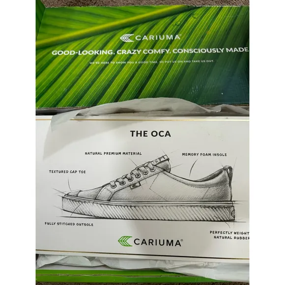 NIB Women's Cariuma OCA Low Canvas Sneakers Size 7 Navy