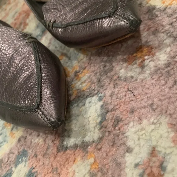 Nicholas Kirkwood BEYA Pointed Toe Leather Flats in Pewter Metallic Bronze 9