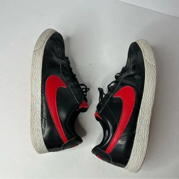 Nike A01033-001 Blazer Low Rare Black Patent Leather Sneaker Shoes Youth US 1Y