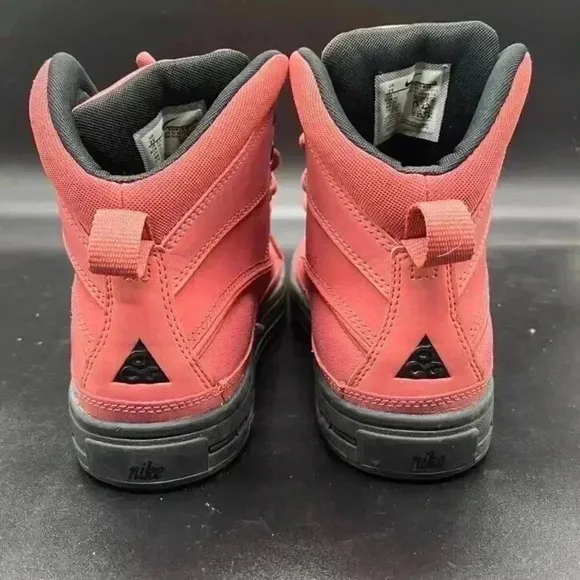 Nike ACG Woodside 2 High GS Youth Size 3Y Redwood Rain Duck Boots 524873-800 EUC