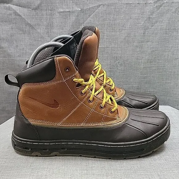 Nike ACG Woodside Hiking Brown Duck Boots Men's Size 9 386469-200