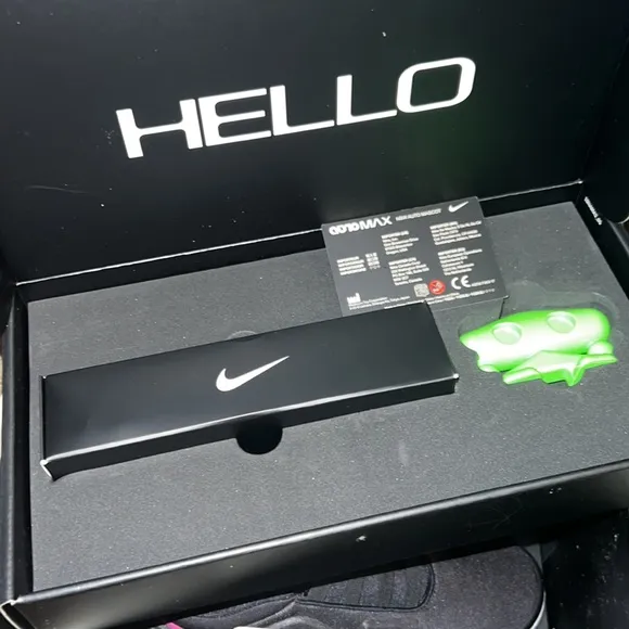 Nike Adapt Auto Max Black Fireberry Green