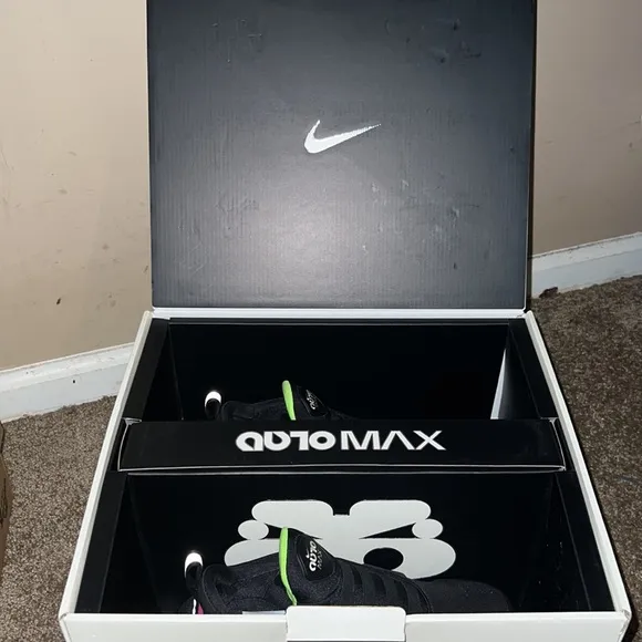 Nike Adapt Auto Max Black Fireberry Green