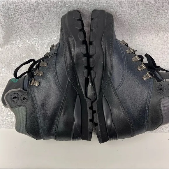 Nike Air ACG Tumalo ll Mid Top Hiking Boots women’s size 7.5