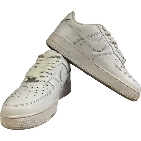 Nike Air Force 1 07 Triple White Casual Lifestyle Sneakers CW2288-111 Size 8.5