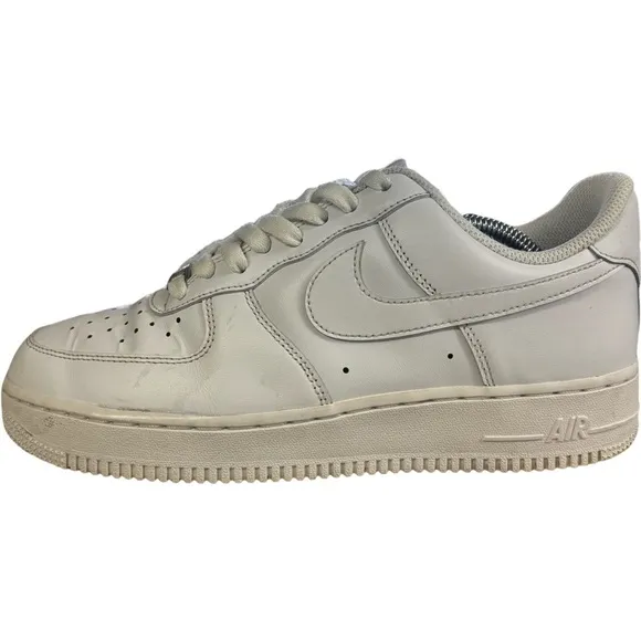Nike Air Force 1 07 Triple White Casual Lifestyle Sneakers CW2288-111 Size 8.5