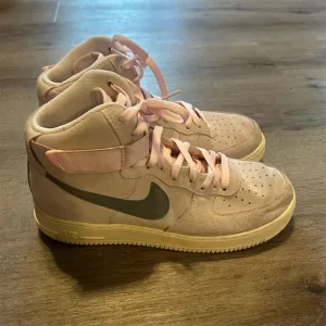 Nike Air Force 1 High Men's Sneakers Pink Suede Size 10.5 Casual