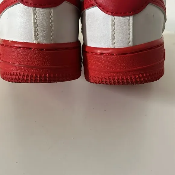 Nike Air Force 1 Low 'White Red Sole' White and Red Sneakers Kids Size 1