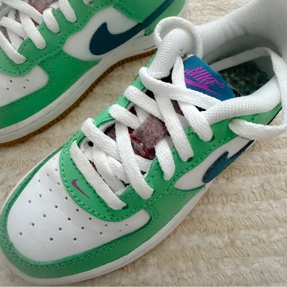 Nike Air Force 1 LV8 Green and Blue Sneakers