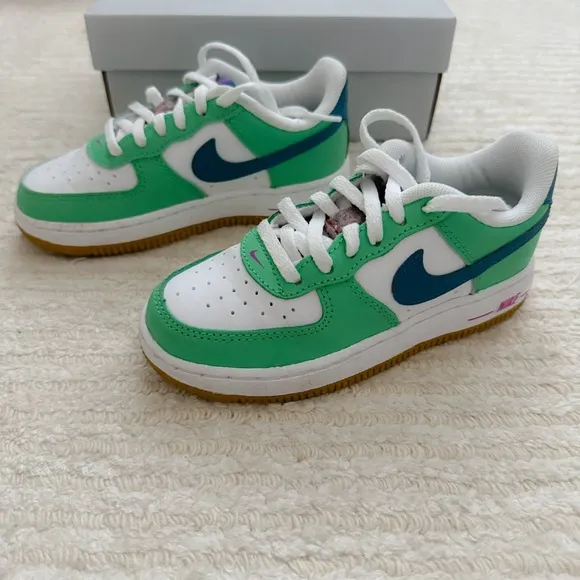 Nike Air Force 1 LV8 Green and Blue Sneakers