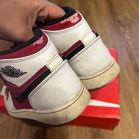 NIKE air jordan 1 retro carmine mid top shoes sneakers size 4.5Y